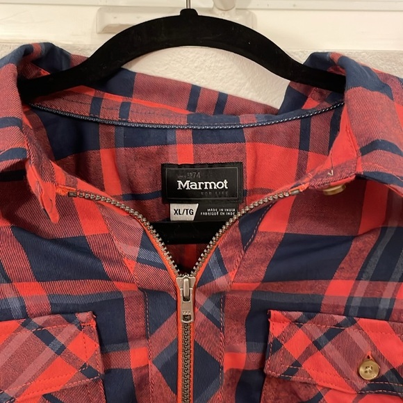Marmot Woman’s 1/2 Zip Plaid Shirt, Red/Navy. Size XL - Picture 2 of 7